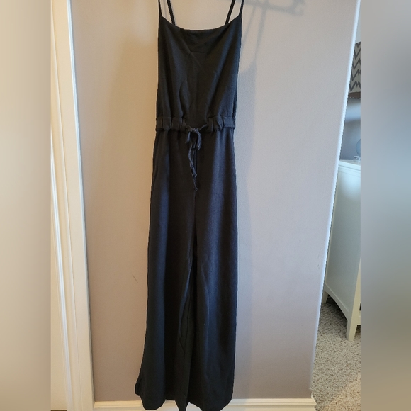 American Eagle Outfitters Pants - XS American Eagle Crisscross Open Back, Adjustable, Wide Leg, Cropped Romper